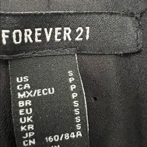 Forever 21 black and white cardigan blazer and jacket size small womens - Picture 6 of 6